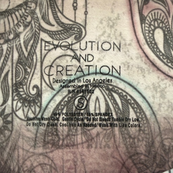 Evolution And Creation High Waist Eye Printed Yoga Workout Capri Pants - Picture 2 of 3